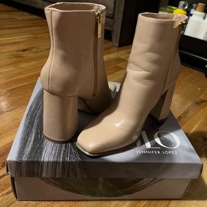 Jlo Cream Thick Heeled Bootie